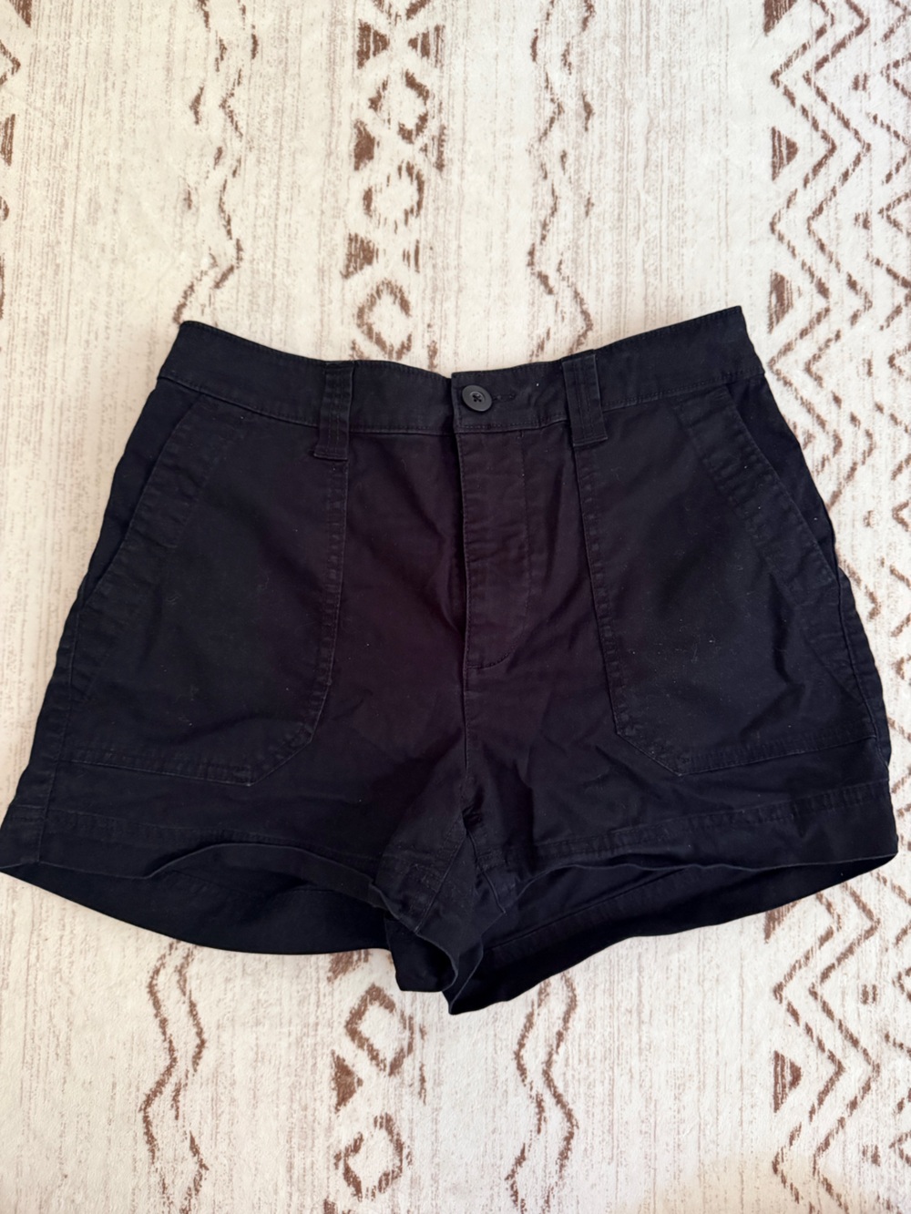 Old Navy Black Women's High-Rise Casual Shorts